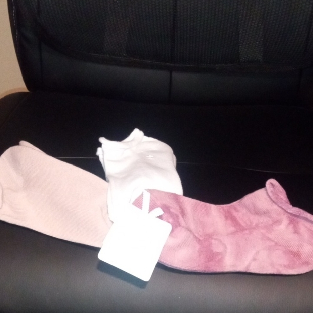 Lemon Cloud Cushion Socks in Cream and Mauve - Picture 7 of 7